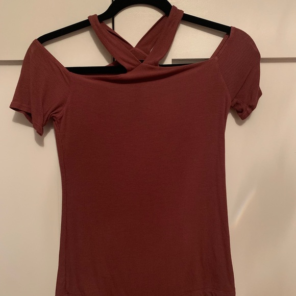 Revolve tee - Picture 2 of 3